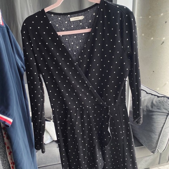Dress - declutter , L-XL ( Zara,H&M,Aritzia) - Picture 6 of 10